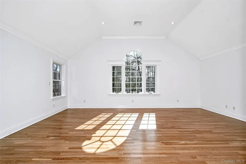 8 Walden Lane Rye NY 10580