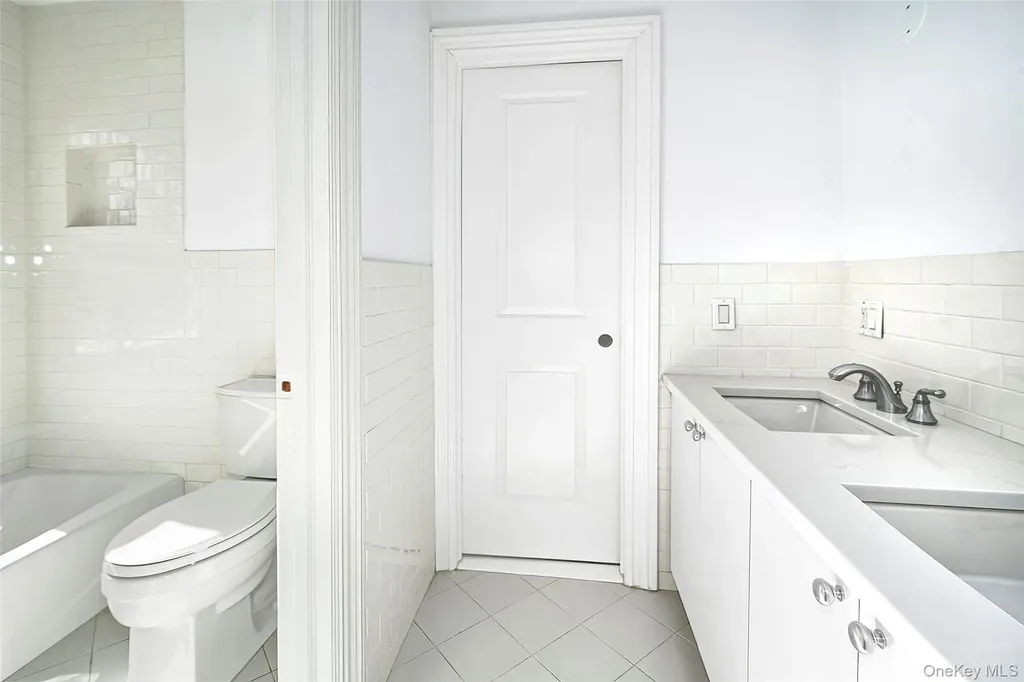 8 Walden Lane Rye NY 10580