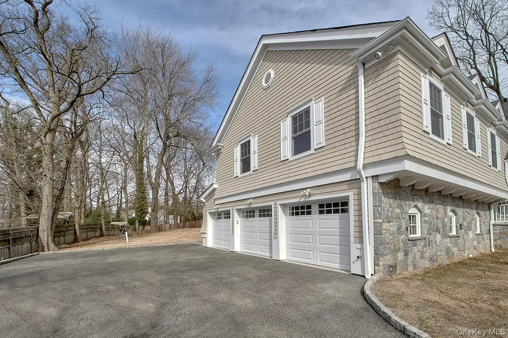 8 Walden Lane Rye NY 10580