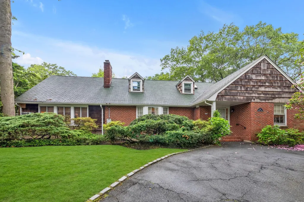 301 Margaret Boulevard Merrick NY 11566