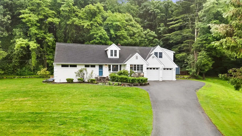 55 Meadow Lane Katonah NY 10536