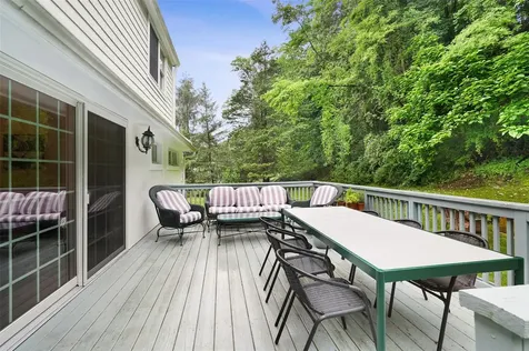 55 Meadow Lane Katonah NY 10536