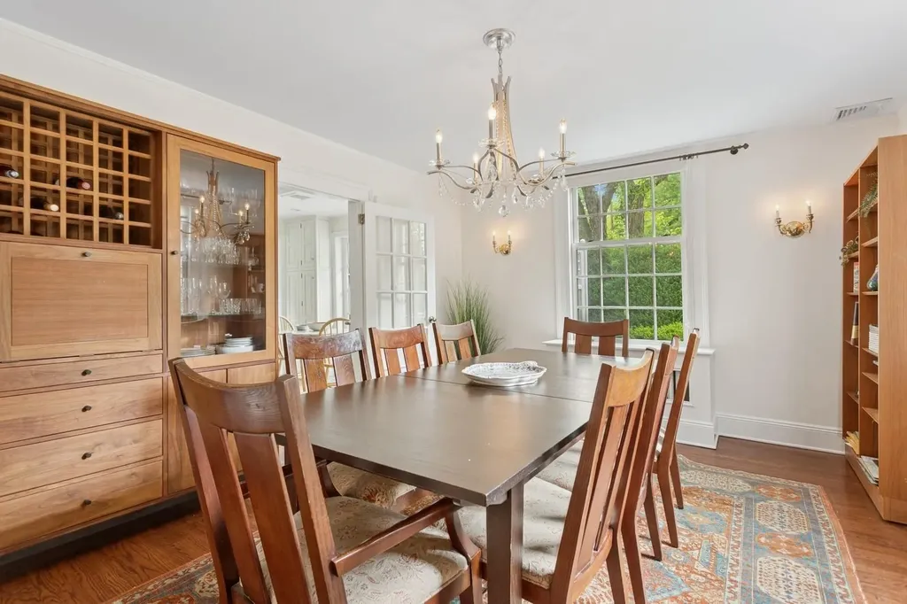 21 Hemlock Road Bronxville NY 10708