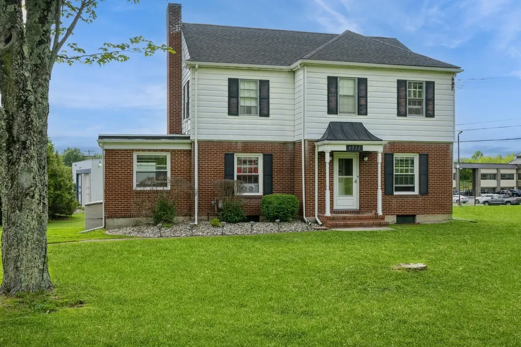 1711 State Route 17a Florida NY 10921