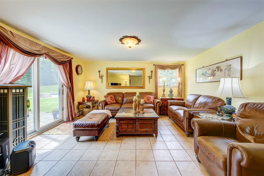 23 Sandra Drive Dix Hills NY 11746