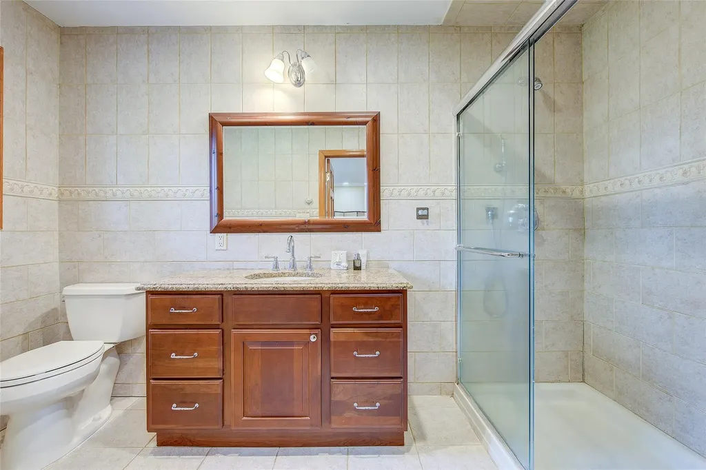 23 Sandra Drive Dix Hills NY 11746