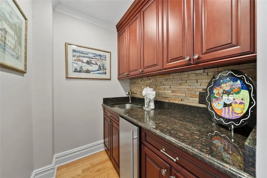 56 Harbour Drive Blue Point NY 11715