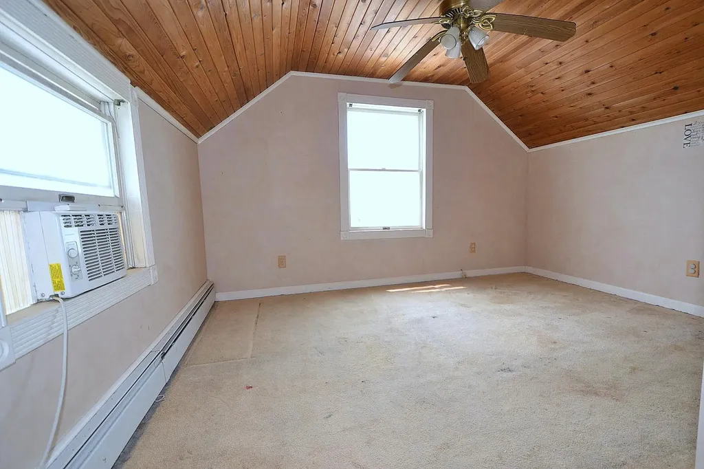187 Smith Avenue Islip NY 11751
