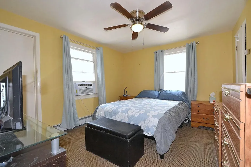 187 Smith Avenue Islip NY 11751