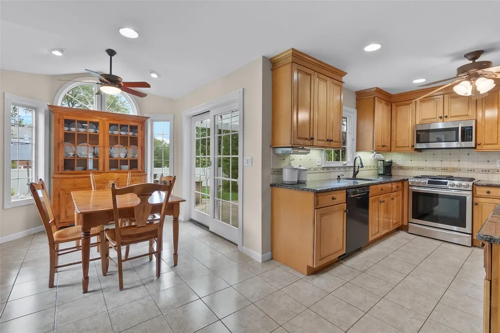 13 Claremont Lane Suffern NY 10901