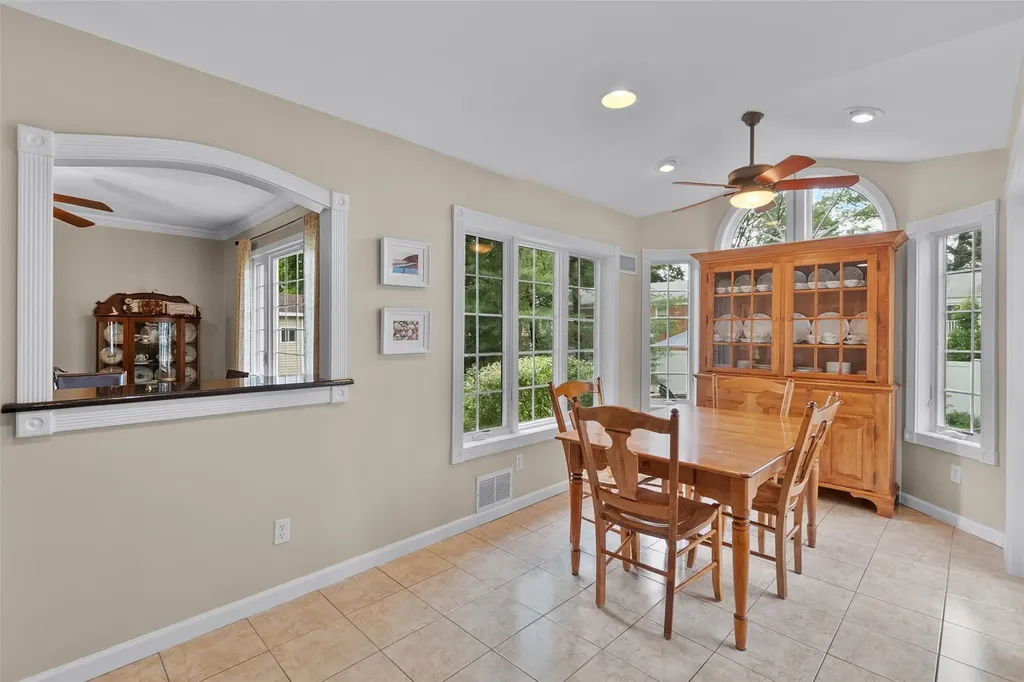 13 Claremont Lane Suffern NY 10901