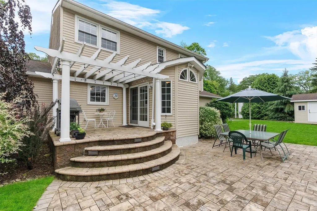 13 Claremont Lane Suffern NY 10901