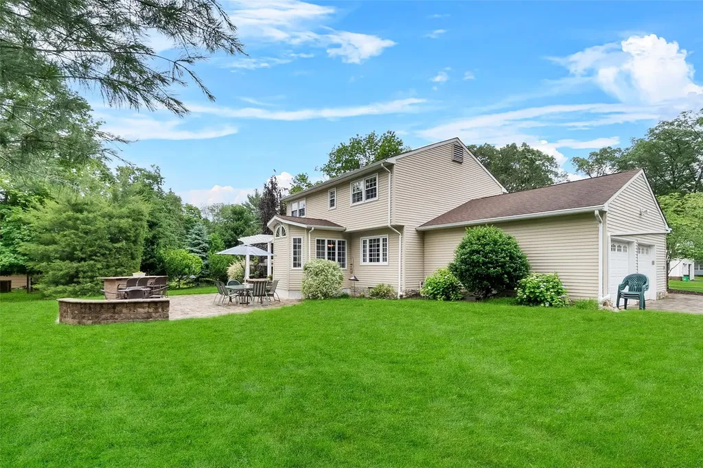 13 Claremont Lane Suffern NY 10901