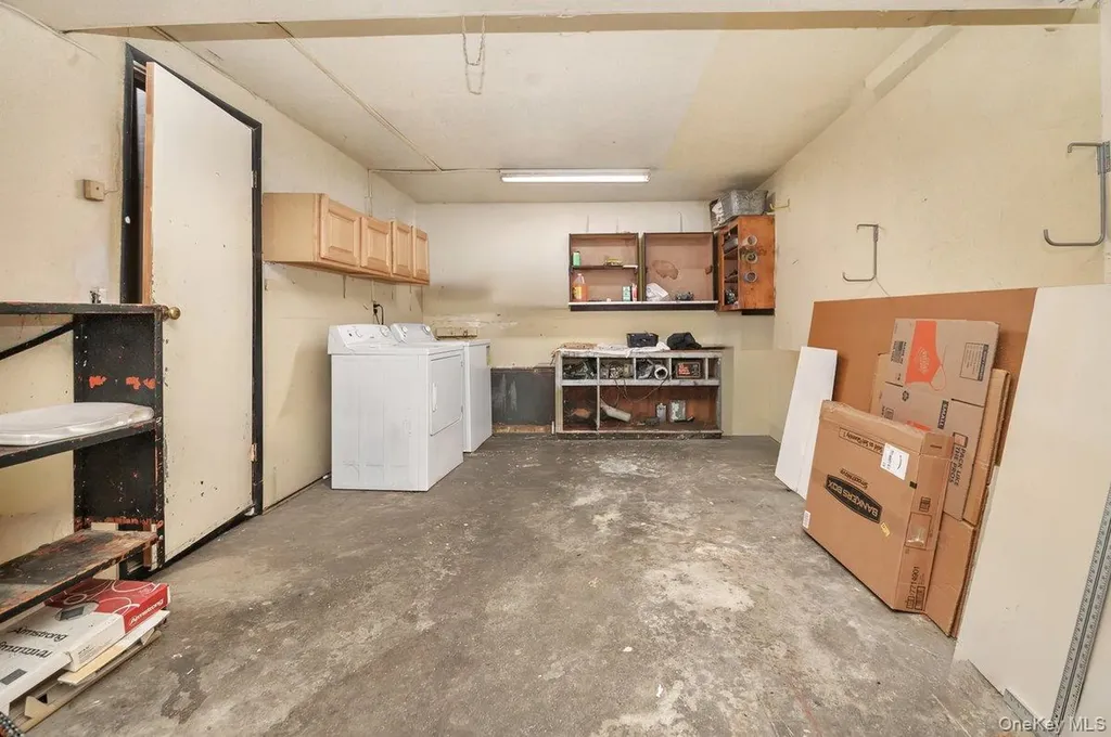 46 Sunburst Drive Deer Park NY 11729