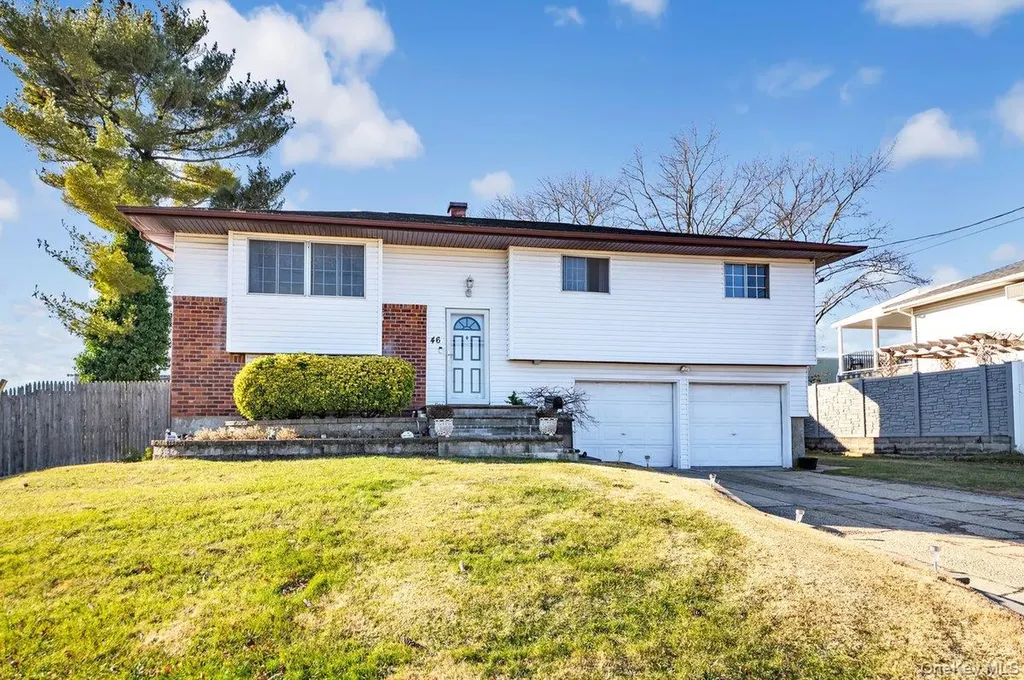 46 Sunburst Drive Deer Park NY 11729