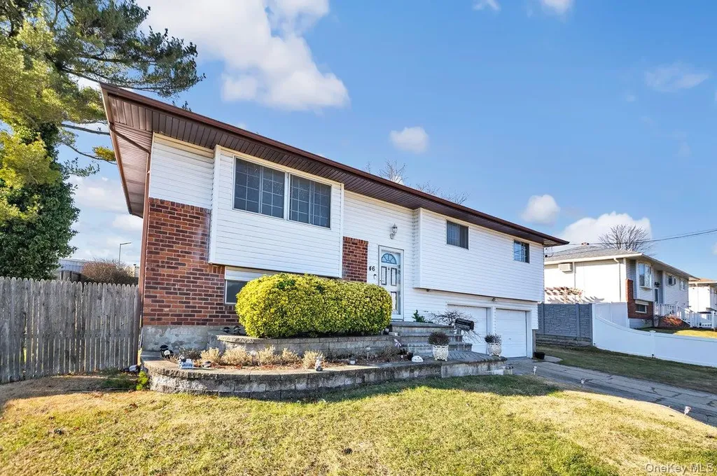 46 Sunburst Drive Deer Park NY 11729