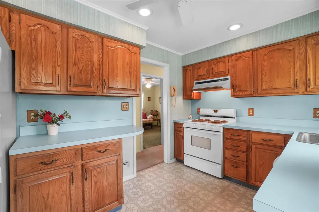 12 Eisenhower Drive Middletown NY 10940