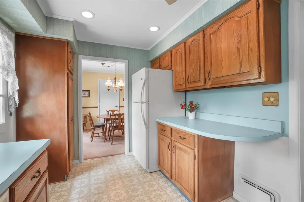 12 Eisenhower Drive Middletown NY 10940