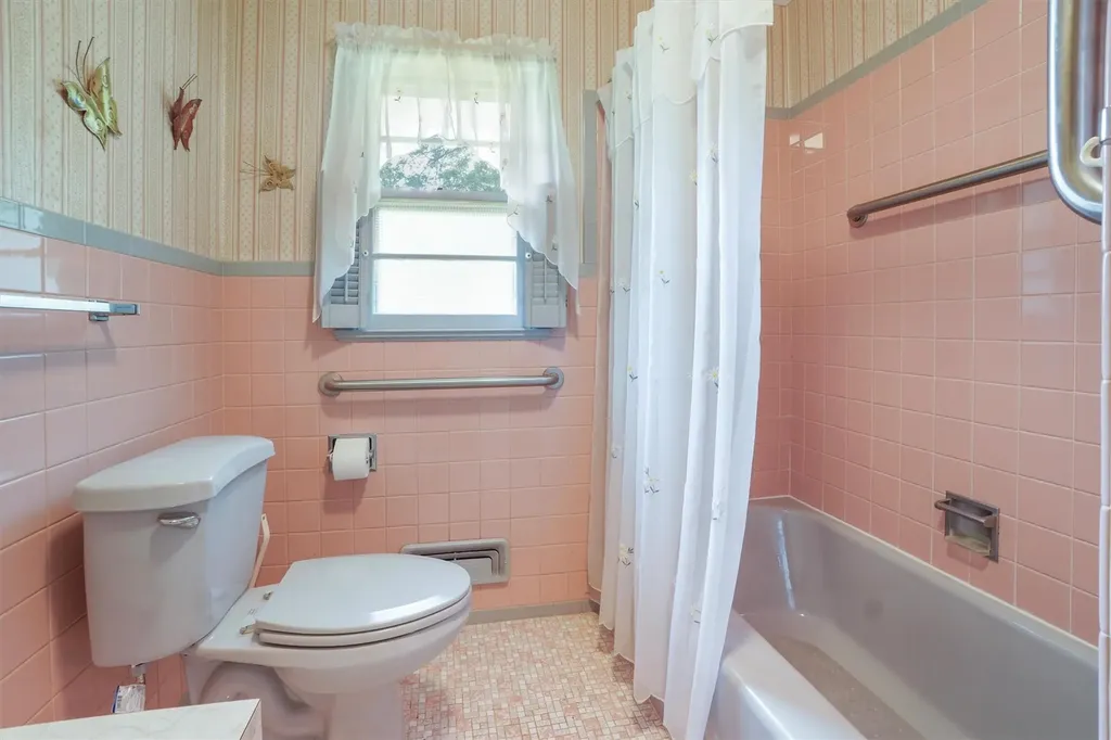 12 Eisenhower Drive Middletown NY 10940
