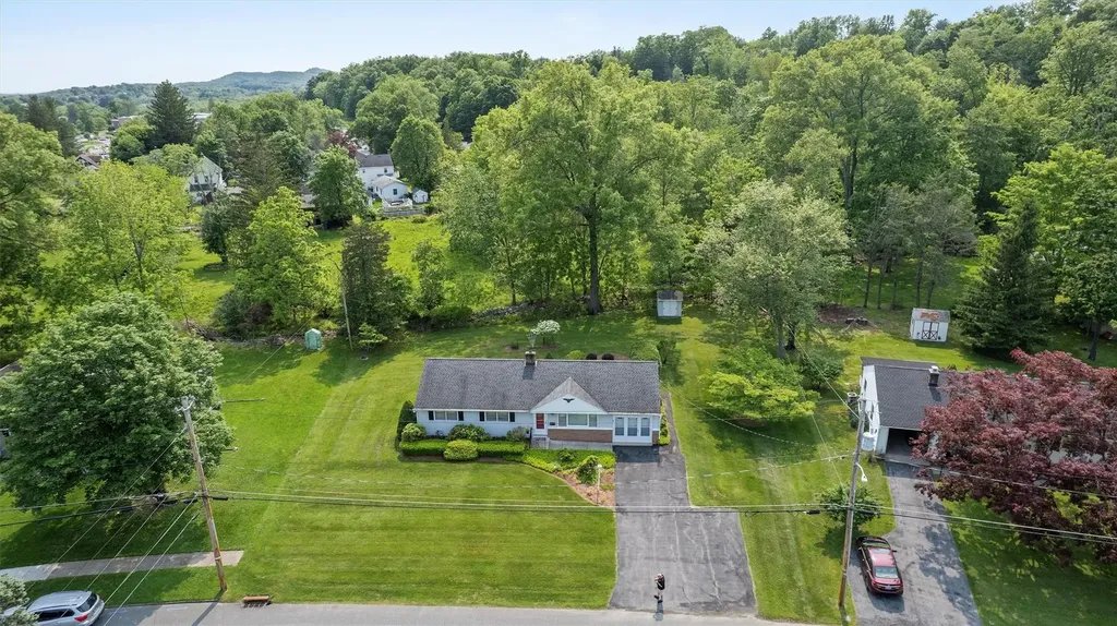 12 Eisenhower Drive Middletown NY 10940