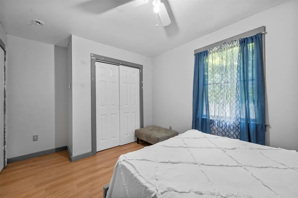 307 Oak Lane Newburgh NY 12550