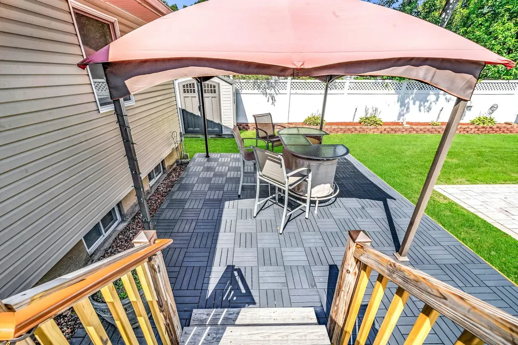 43 Drake Road Centereach NY 11720