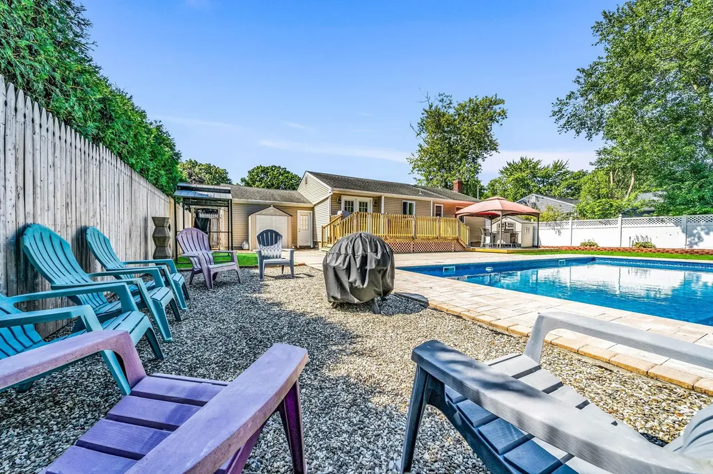 43 Drake Road Centereach NY 11720