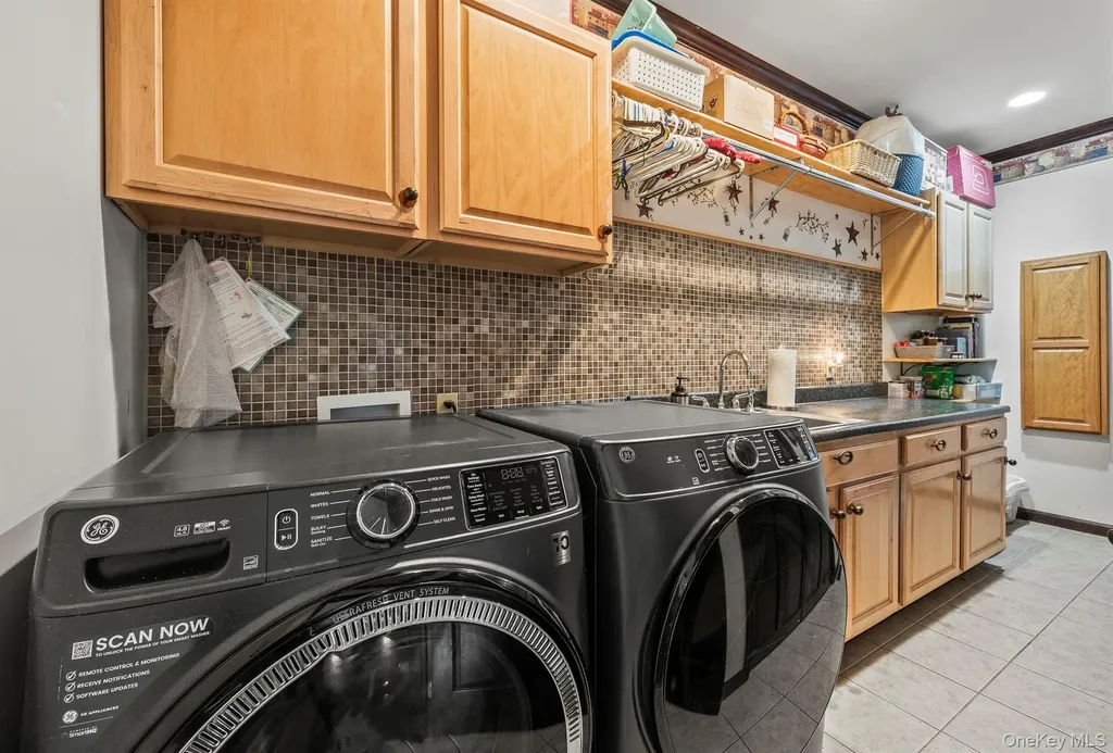 204 Moore Road Germantown NY 12526