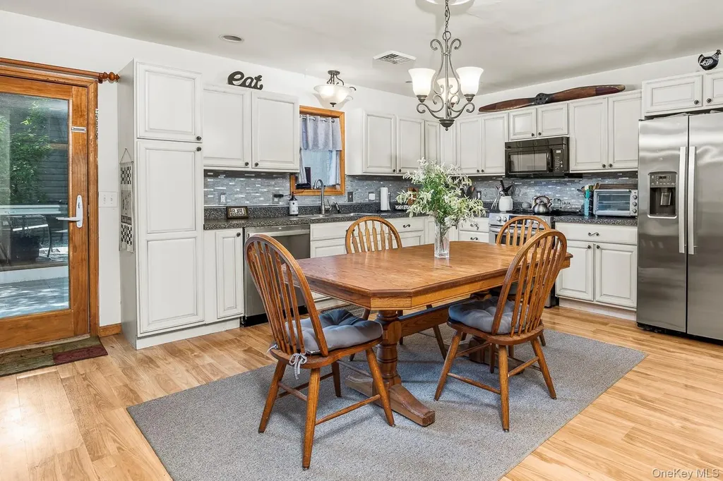 204 Moore Road Germantown NY 12526