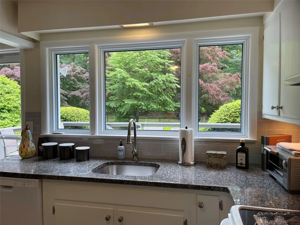 135 Old Stone Hill Road Pound Ridge NY 10576