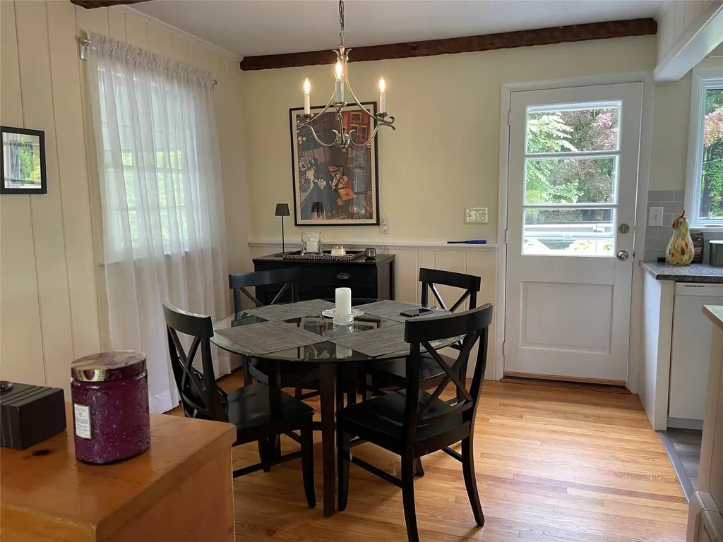 135 Old Stone Hill Road Pound Ridge NY 10576