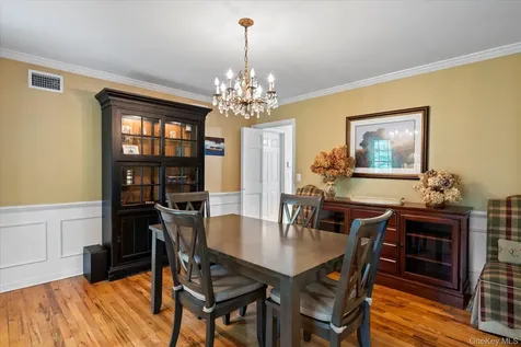 12 Cordwood Path Shoreham NY 11786