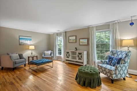 12 Cordwood Path Shoreham NY 11786