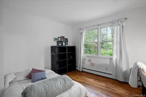 12 Cordwood Path Shoreham NY 11786