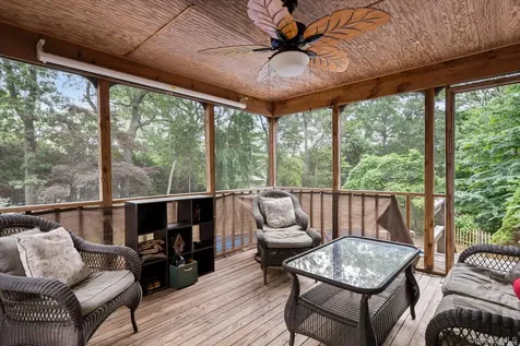 12 Cordwood Path Shoreham NY 11786