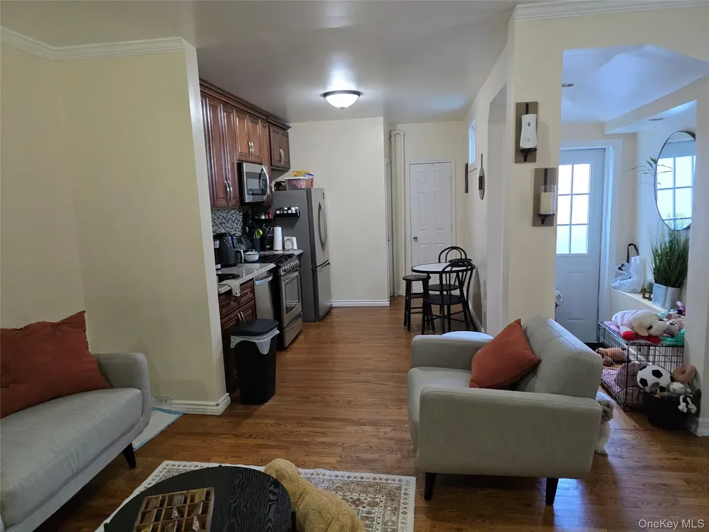 367 Lincoln Avenue Brooklyn NY 11208