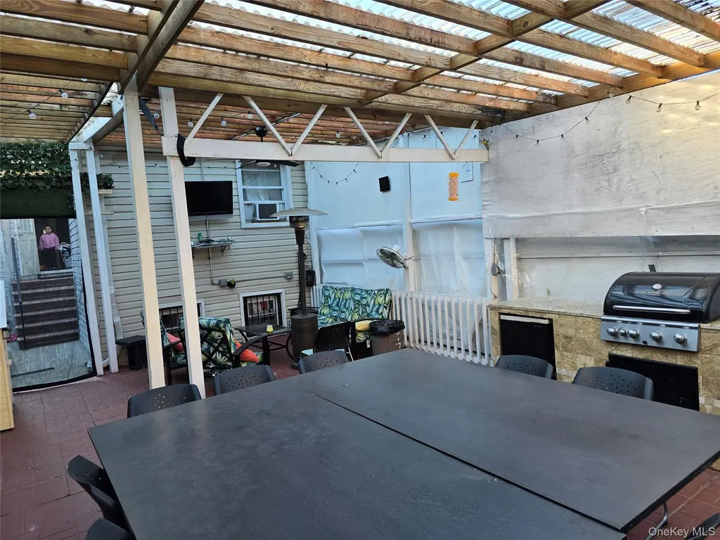 367 Lincoln Avenue Brooklyn NY 11208