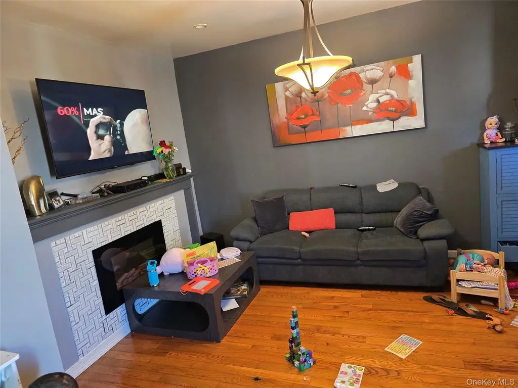 367 Lincoln Avenue Brooklyn NY 11208