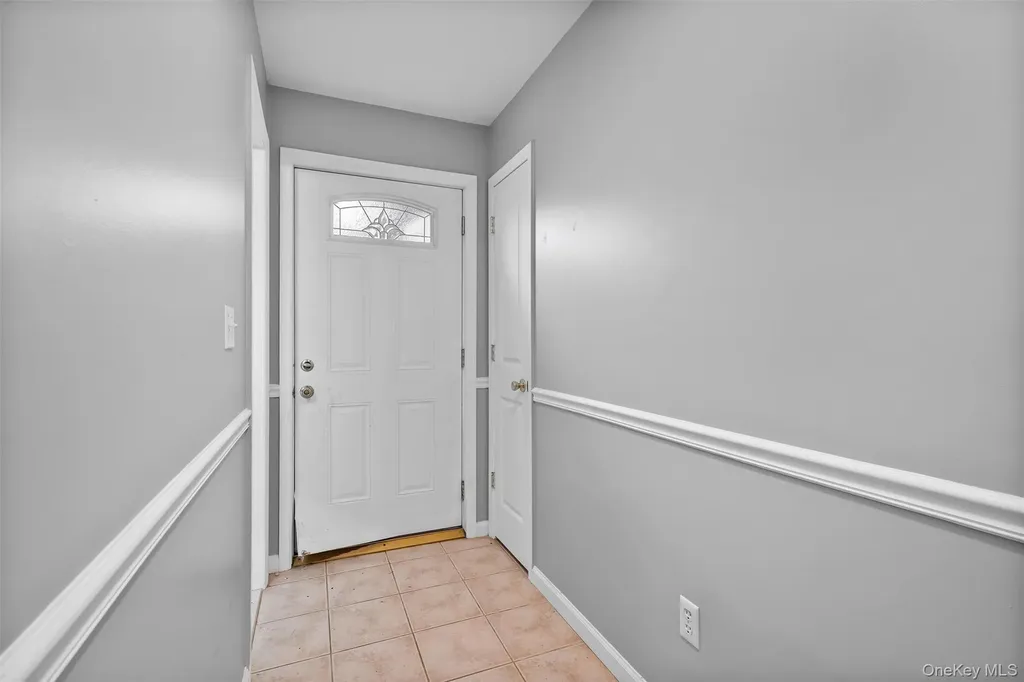 19 Hilltop Place Monroe NY 10950