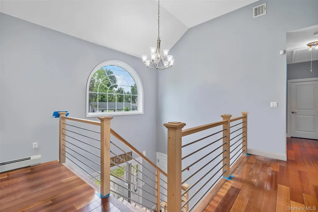 19 Hilltop Place Monroe NY 10950