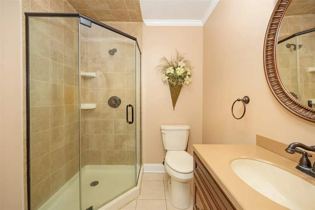 18 Lorraine Boulevard Poughkeepsie NY 12603