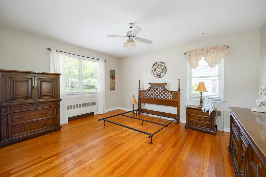 18 Lorraine Boulevard Poughkeepsie NY 12603