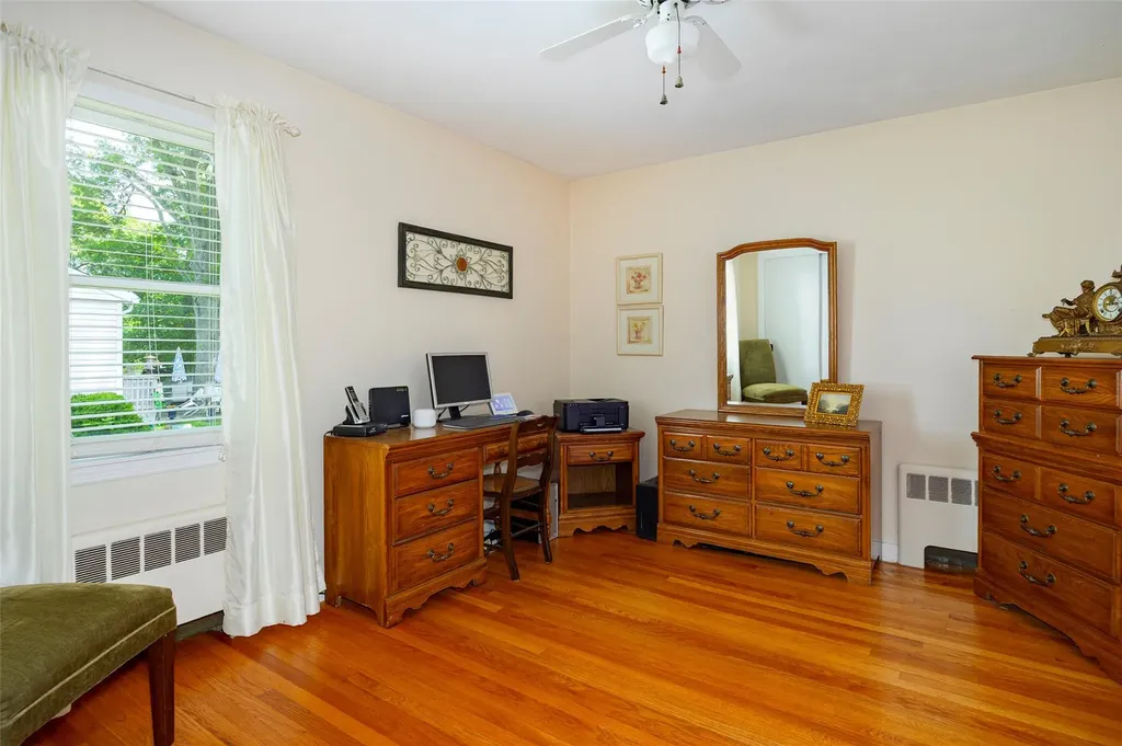 18 Lorraine Boulevard Poughkeepsie NY 12603