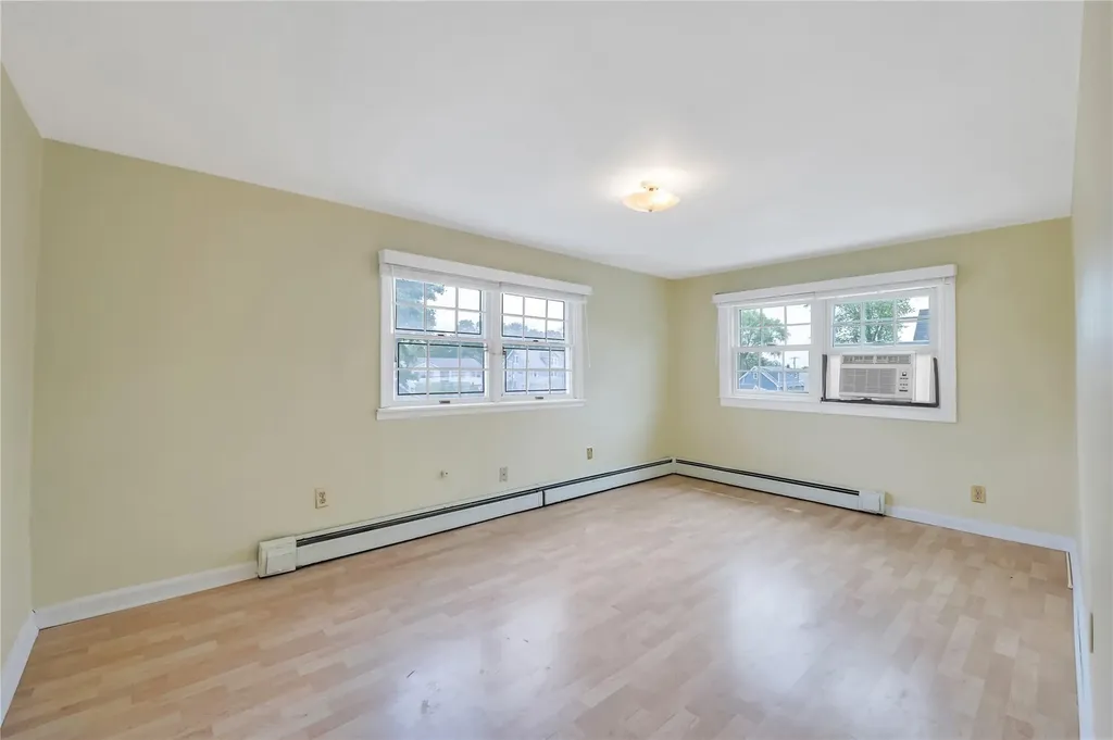 25 Hawthorne Avenue Central Islip NY 11722