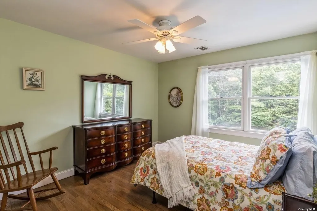 24 Bridle Path Westhampton Beach NY 11978
