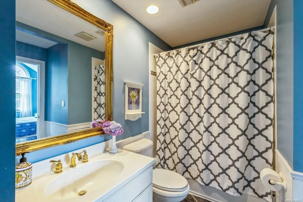 24 Bridle Path Westhampton Beach NY 11978