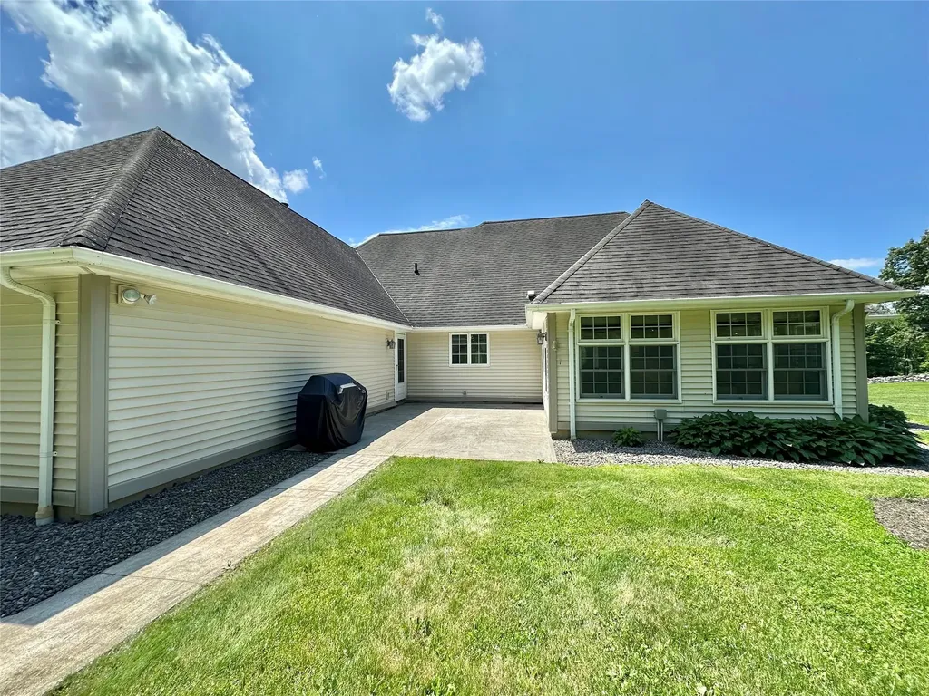 16 Hidden View Drive Newburgh NY 12550