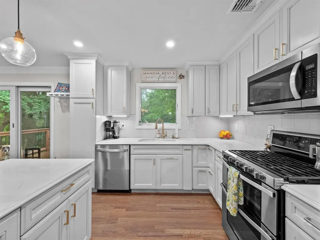 24 Rinne Road Nanuet NY 10954