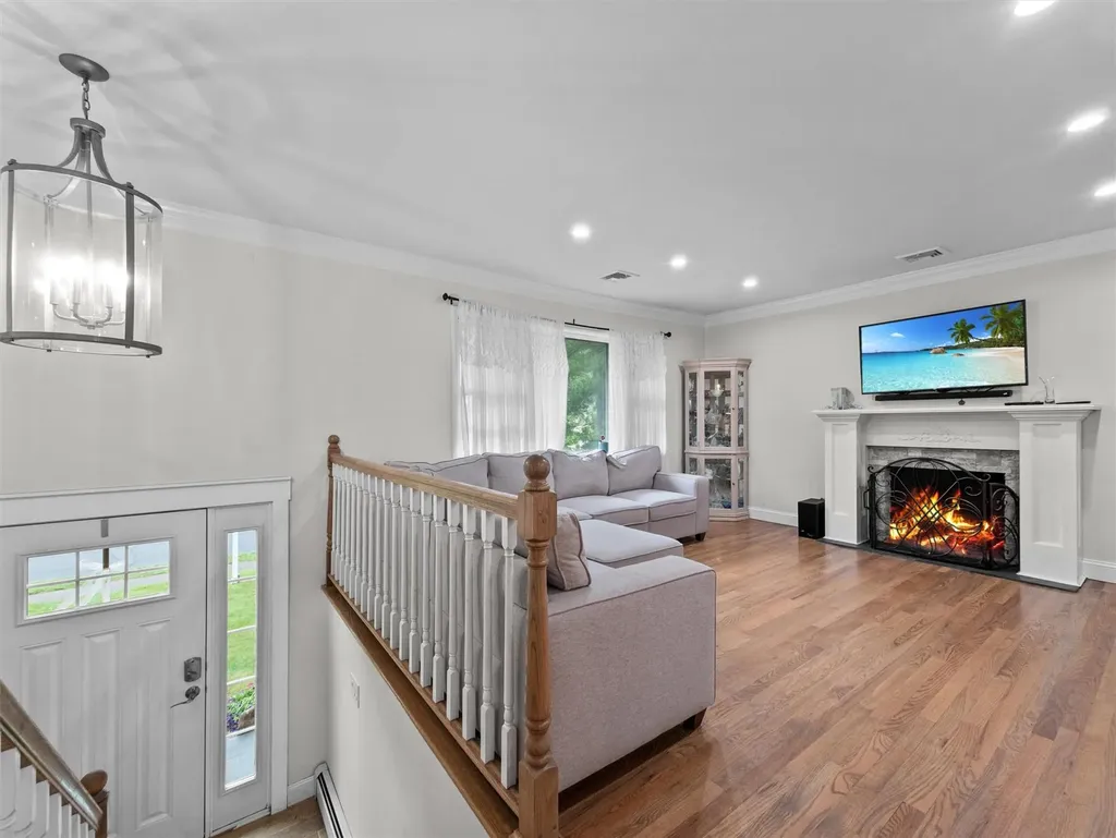 24 Rinne Road Nanuet NY 10954