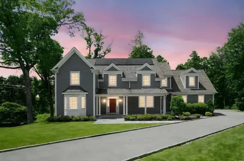 22 Robbins Road Pleasantville NY 10570